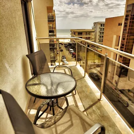 Apartment Mario & Manor - Alezzi Năvodari