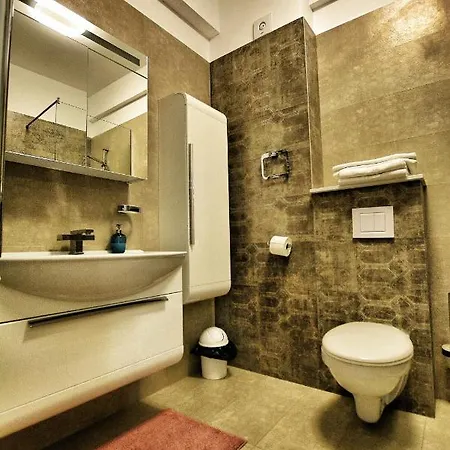 Apartman Mario & Manor - Alezzi