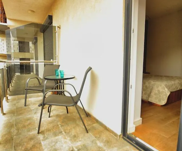 Mario & Manor - Alezzi شقة